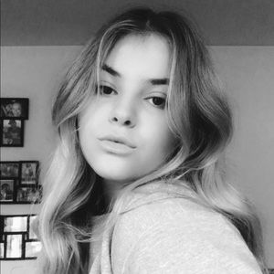 Meet your Posher, Skylar